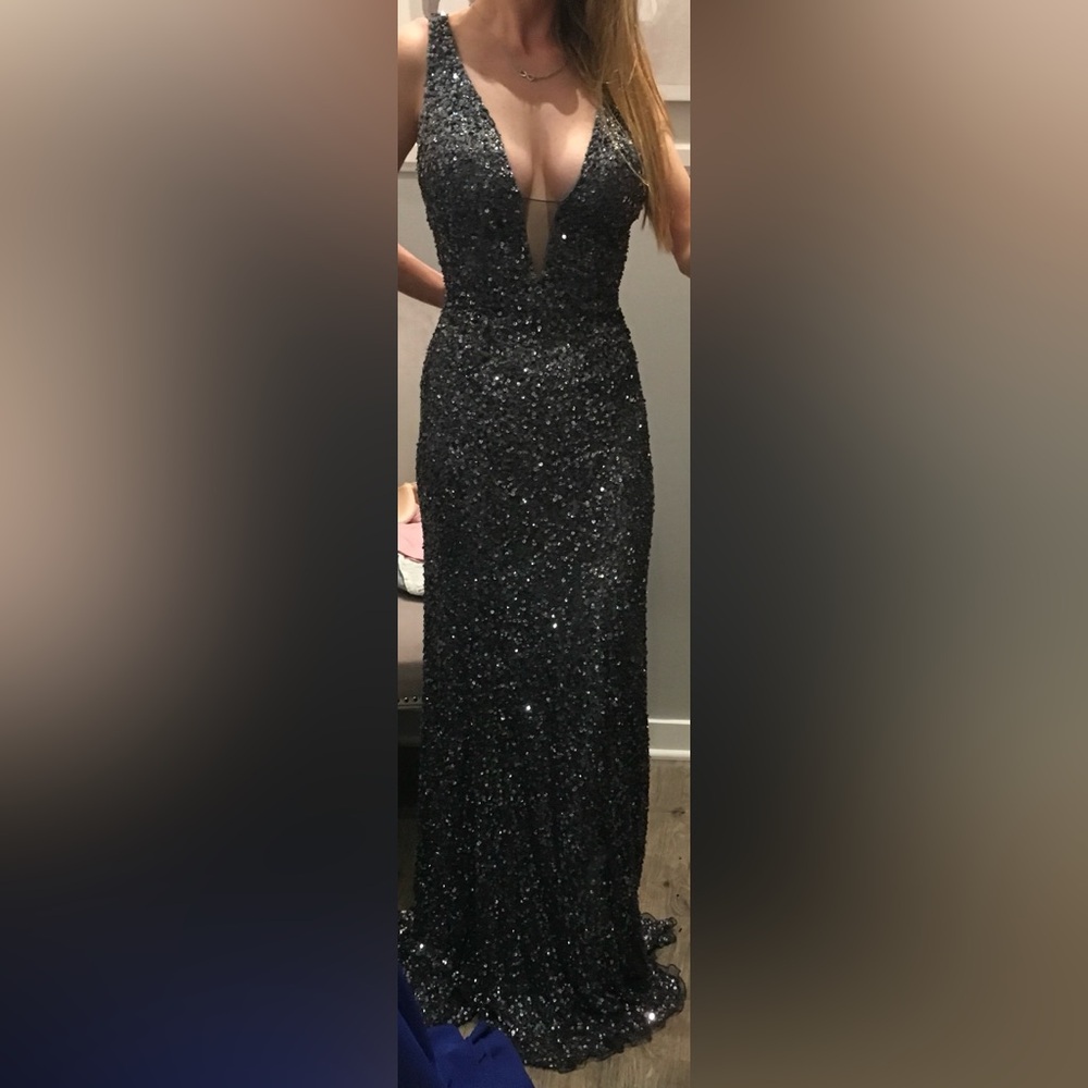 Silver sequin gown size 0 - Never worn, tags NOT attached